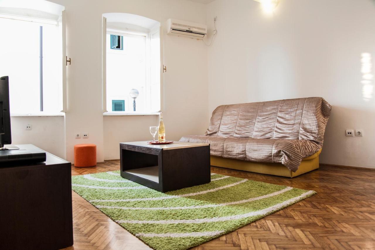 הרצג-נובי Apartment Old Town מראה חיצוני תמונה
